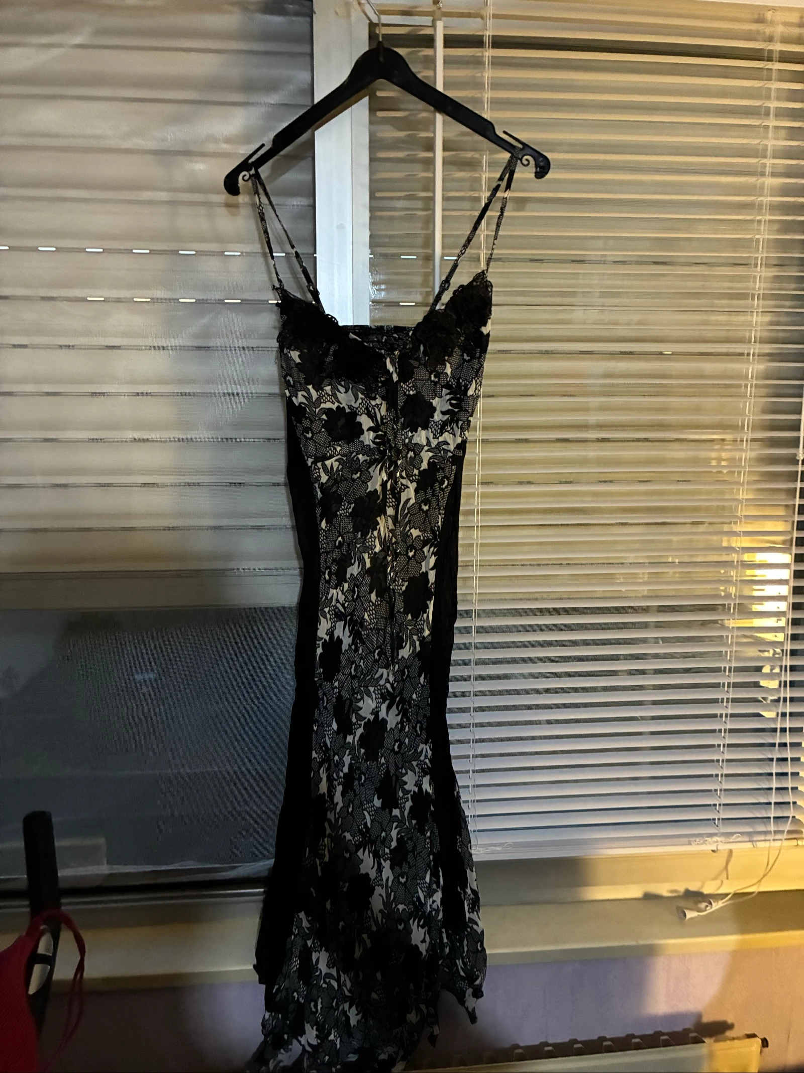 Patrice Bréal elegant black and white floral lace long dress size 38 – photo 3